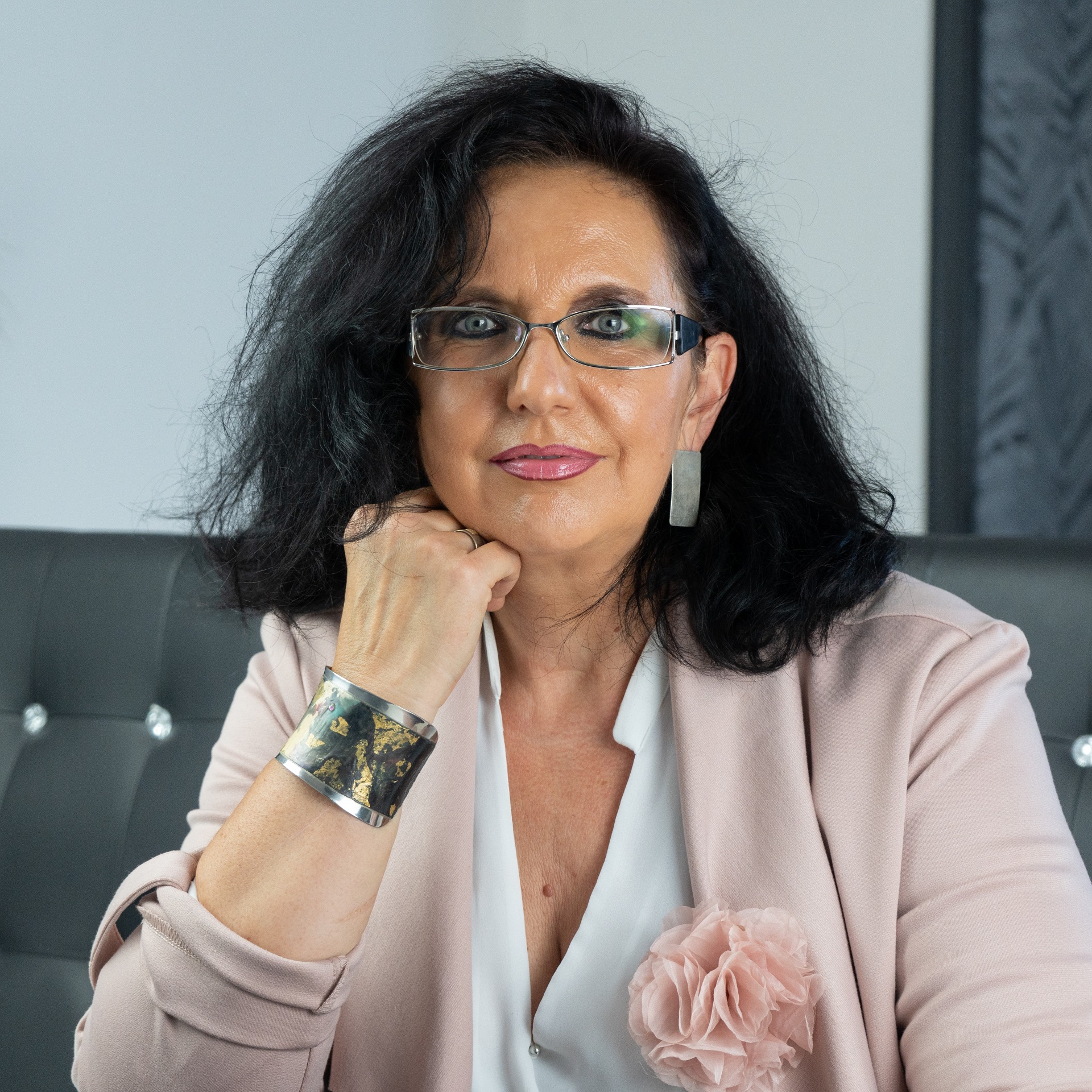 Bettina Maier | ORDNUNGSMAIERIN